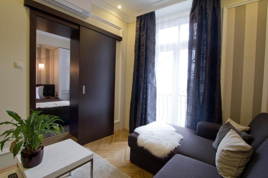 Elisabeth Bridge Apartmans Budapest Esterno foto