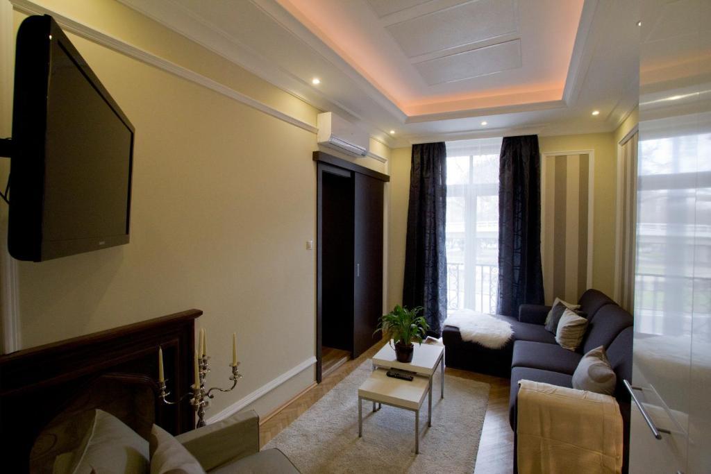 Elisabeth Bridge Apartmans Budapest Esterno foto